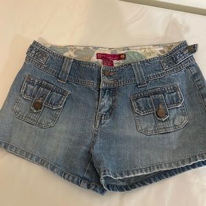 So brand jean shorts